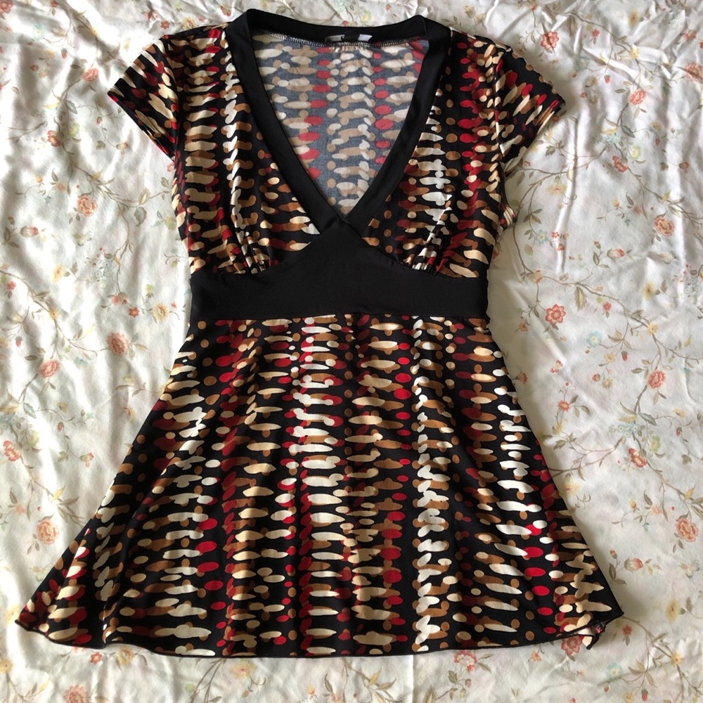 Black and red v-neck babydoll blouse